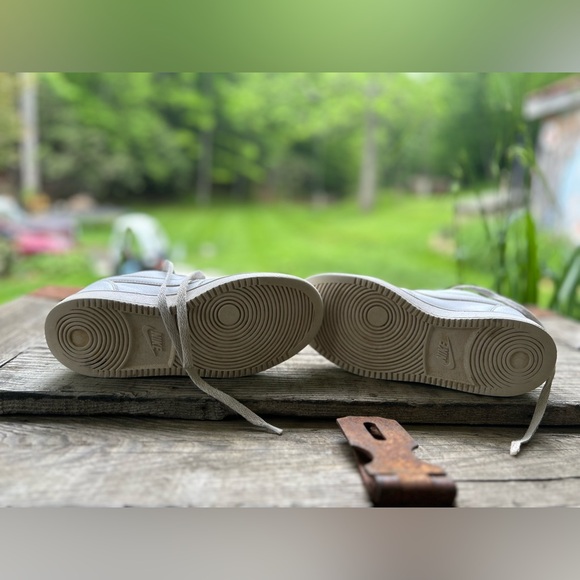 Nike courtside used size 5 - Picture 5 of 5